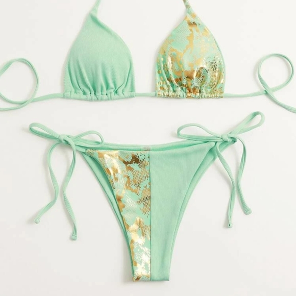 Crocodile Spliced Bikini Swimset - Picture 3 of 6